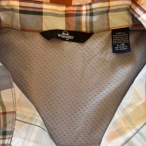 Mens Wrangler button up - Picture 3 of 5
